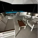 On The Sea Suite&spa וילה *