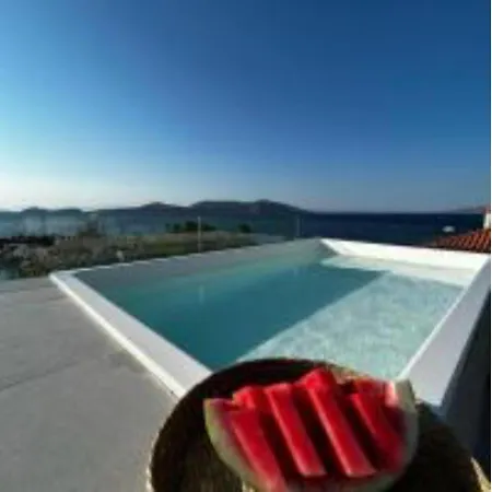 On The Sea Suite&spa * Méthana