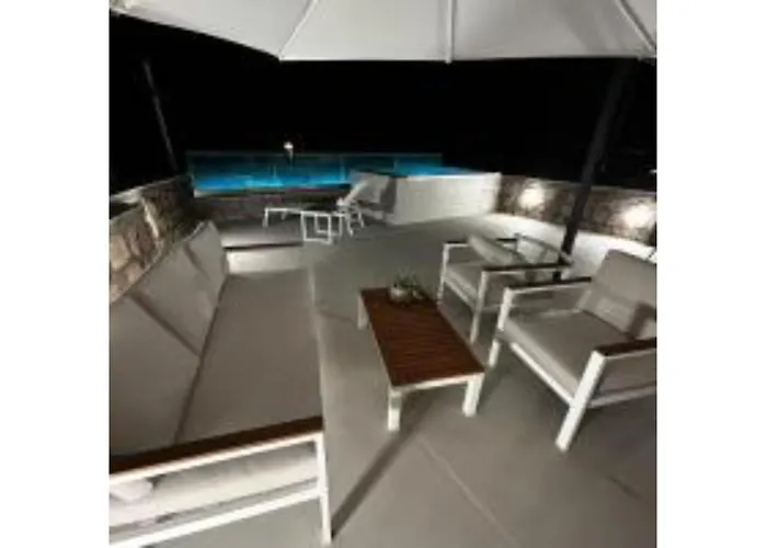 On The Sea Suite&spa Villa *