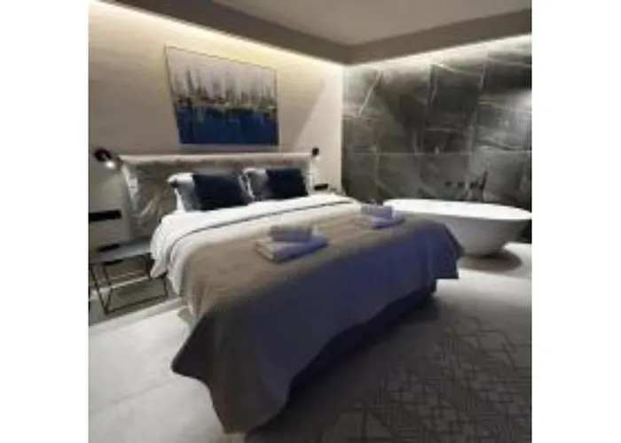 On The Sea Suite&spa Méthana