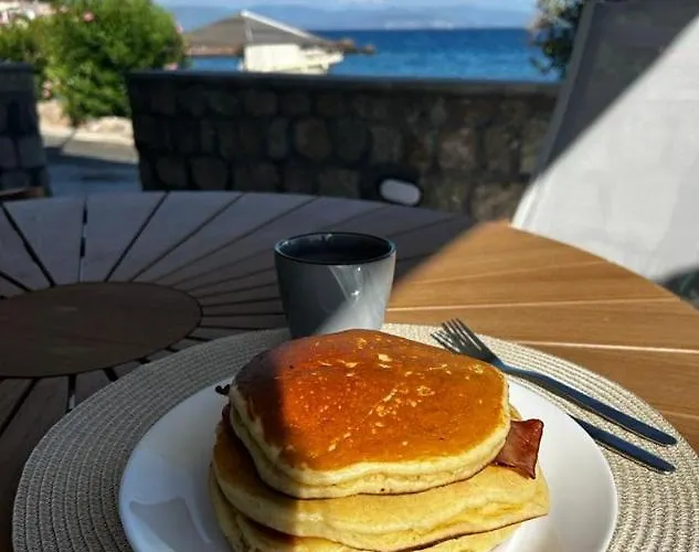 On The Sea Suite&spa Villa Méthana