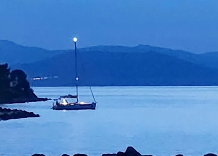 On The Sea Suite&spa Villa Méthana